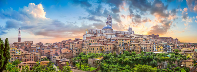 Beautiful view of Siena at sunset, Tuscany, Italy - obrazy, fototapety, plakaty