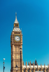 Fototapeta na wymiar Panoramic view of Westminster Palace, Houses of Parliament - Lon