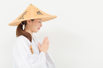 お遍路さんの女性