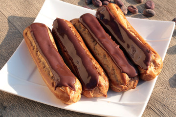éclairs au chocolat 20062016