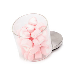 Obraz na płótnie Canvas Pink sweet heart marshmallow on white background