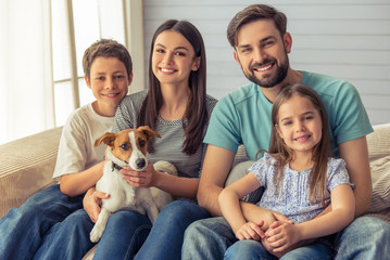 Family at home © georgerudy