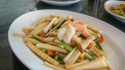 Stir fried bamboo shoots