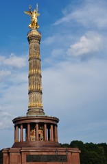 Fototapeta na wymiar The Victory Column (Siegessaule) monument in Berlin