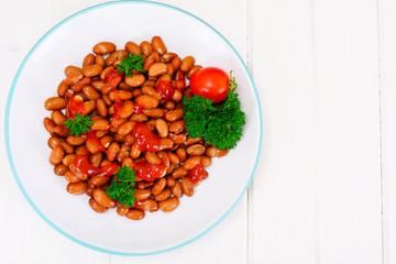 Baked Beans with Tomato Paste and Parsley