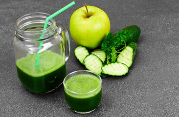 Juice from Apple, Cucumber and Parsley