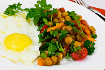 Scrambled Eggs and Salad with Chickpeas and Vegetables