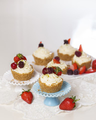 strawberry muffin cake