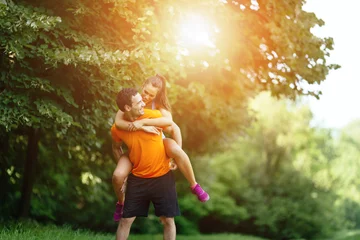 Photo sur Plexiglas Jogging Beautiful couple jogging in nature