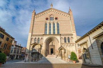 Fototapeta na wymiar Facade of the church of the San Fermo Maggiore in Verona, Italy.
