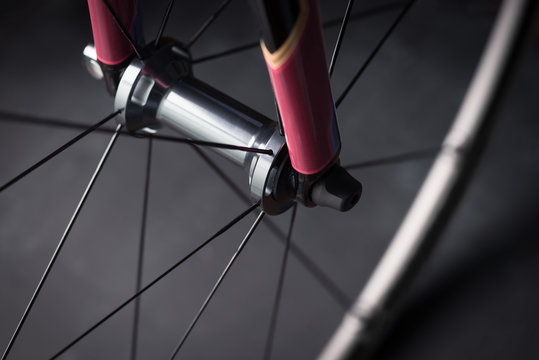 Bicycle road bike front wheel