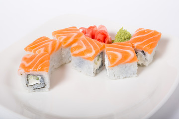 japanese rolls with salmon