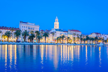 Fototapeta na wymiar Split city waterfront blue hour. / Waterfront view at coastline panorama of town of Split in blue hour, Croatia.