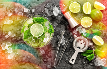 Fototapeta na wymiar Cocktail lime mint and icCocktail lime mint and ice. Bar alcohol