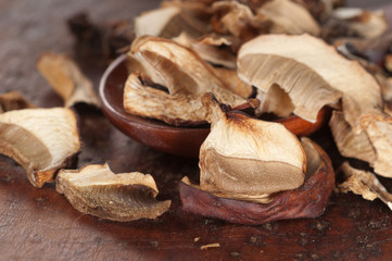 Boletus edulis dry mushrooms