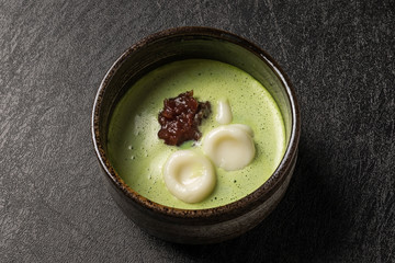 抹茶白玉スイーツ Matcha-flavored Rice Flour Dumplings