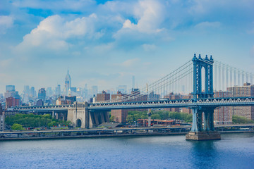 Fantastyczne ujęcie mostu Manhattan Bridge z drapaczami chmur NYC wt - 114001455