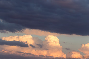 Fototapeta na wymiar beautiful clouds in the sky at sunset background