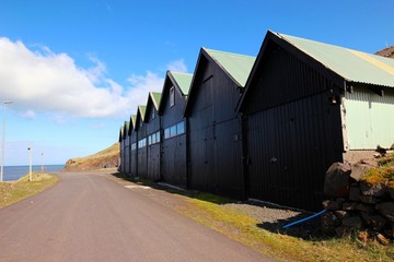 Obraz premium Old houses in the conutryside of the Faroe Islands 