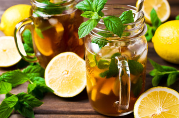 Cold tea with ice