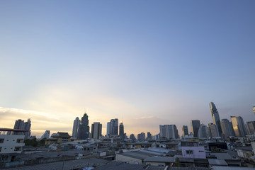 Fototapeta na wymiar City Morning in Bangkok Thailand Clear sky and Beauty lighting of sun 