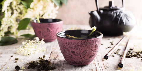 Green tea with elder flower