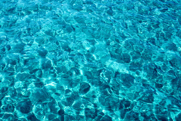 Acqua trasparente