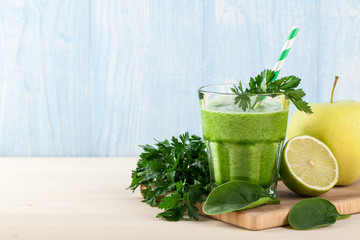Fresh green smoothie