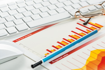 Preparing average sales report