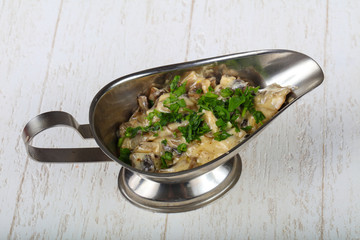 Cocotte julienne with mushroom