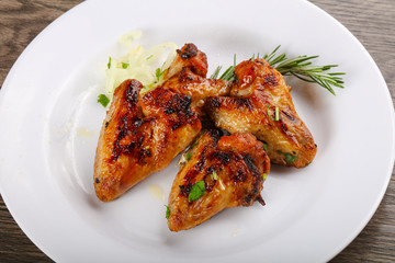 Grilled chicken wings