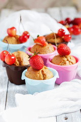 Berry muffin with fresh berries