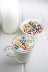 Fototapeta na wymiar milk and cereals