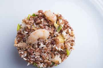 Sald of wild red rice