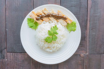 Rice and grill pork with pepper sauce