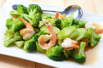 Thai healthy food stir-fried broccoli with shrimp
