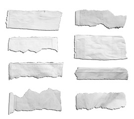 Obraz premium Ripped black and white paper, copy space on white background with clipping path.