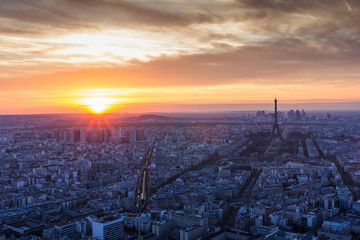 PARIS - MAY 1 : Eiffel Tower brightly illuminated at dusk on May