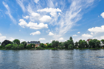 Fototapeta na wymiar Uferlandschaft in Potsdam und Umgebung
