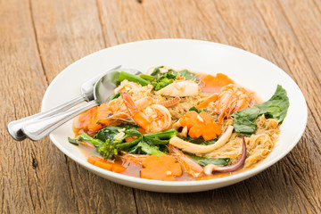 LAD NA, A Thai cuisine noodle with gravy sauce