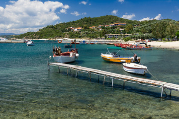 Obraz premium Harbor with boats in Ouranoupoli Greece