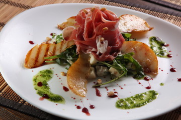 meat with grilled PEAR and pesto