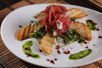meat with grilled PEAR and pesto
