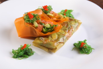 spring rolls with vegetables from the food paper