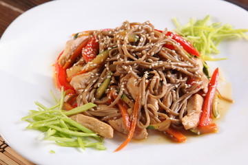 buckwheat noodles with chicken
