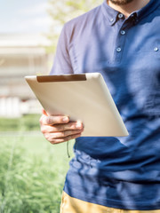 Man using a digital Tablet