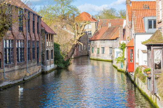 Bruges, Houses And Canals