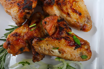 Grilled chicken wings