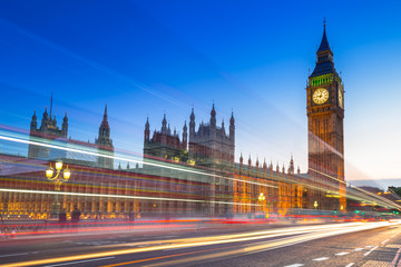 Big Ben i Pałac Westminsterski w Londynie w nocy, Wielka Brytania - obrazy, fototapety, plakaty