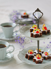 星型のチョコレートケーキ